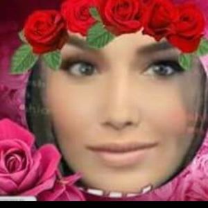 Meet your Posher, Lora